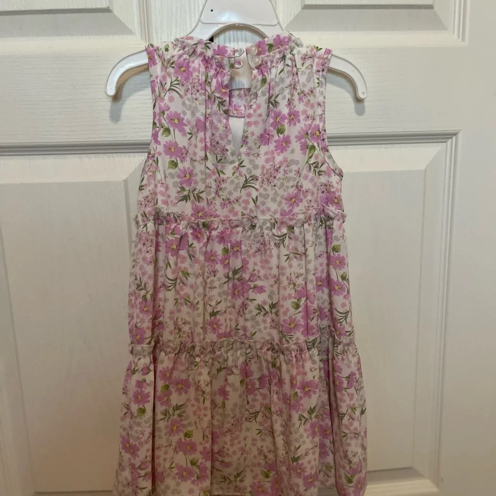 Spring dress - Picture 3 of 3